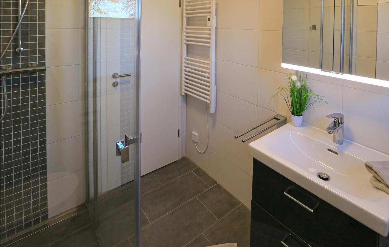 2 Bedroom Cozy Apartment In Rechlin Kültér fotó